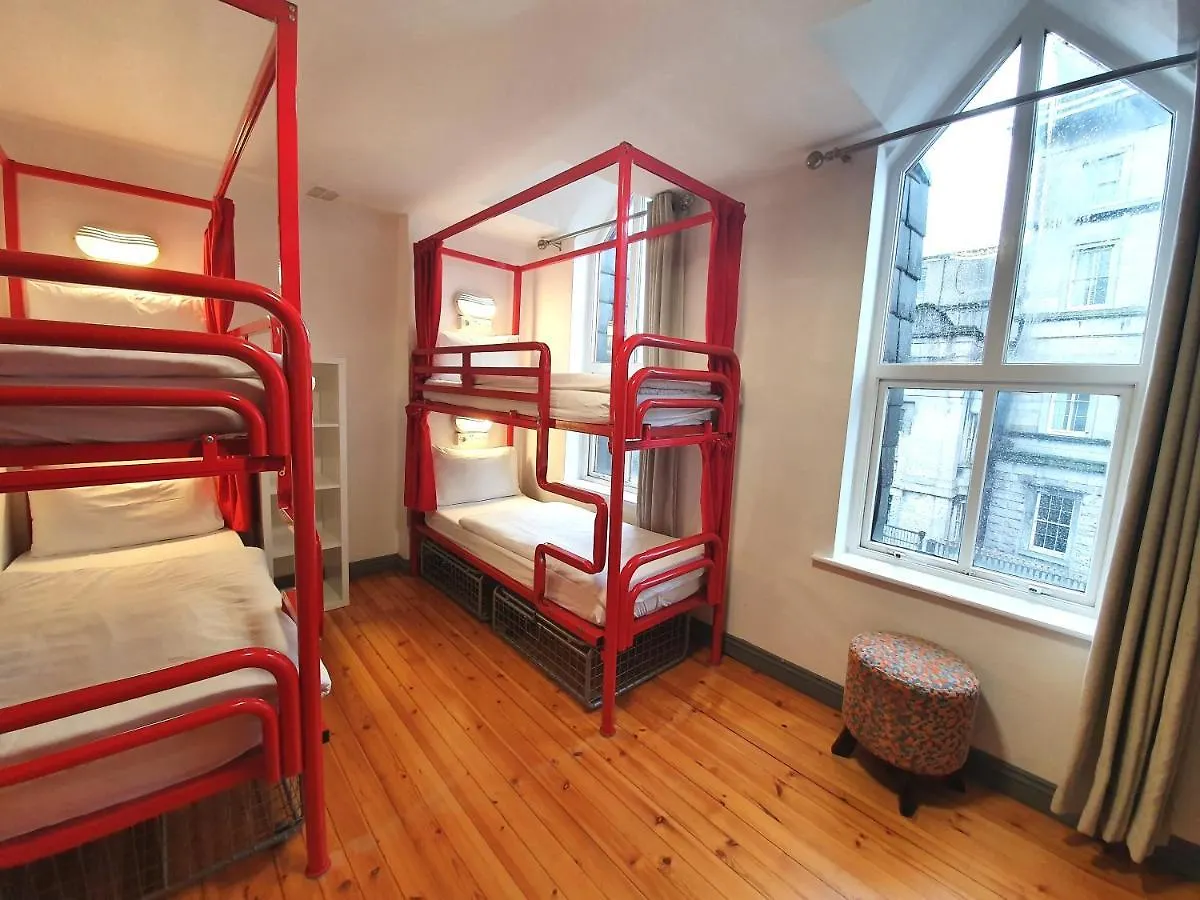 Galway City Hostel - Solo Traveller Hostel