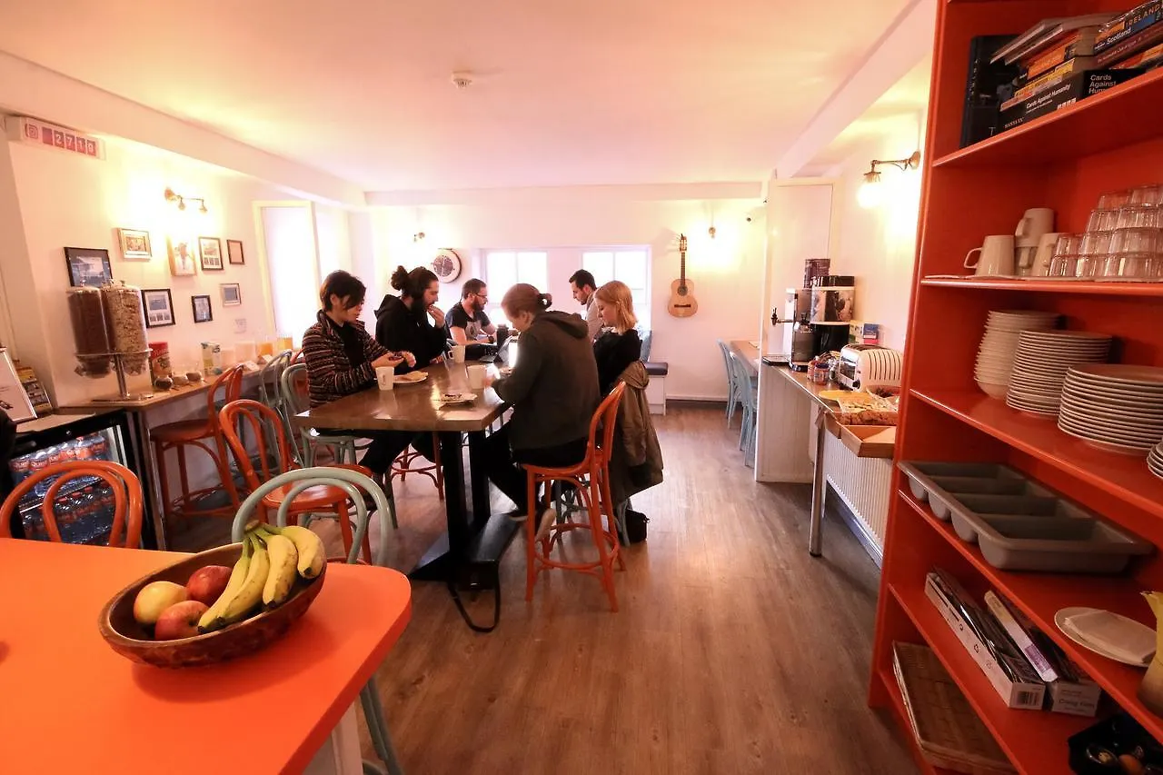 Galway City Hostel - Solo Traveller Hostel 0*,